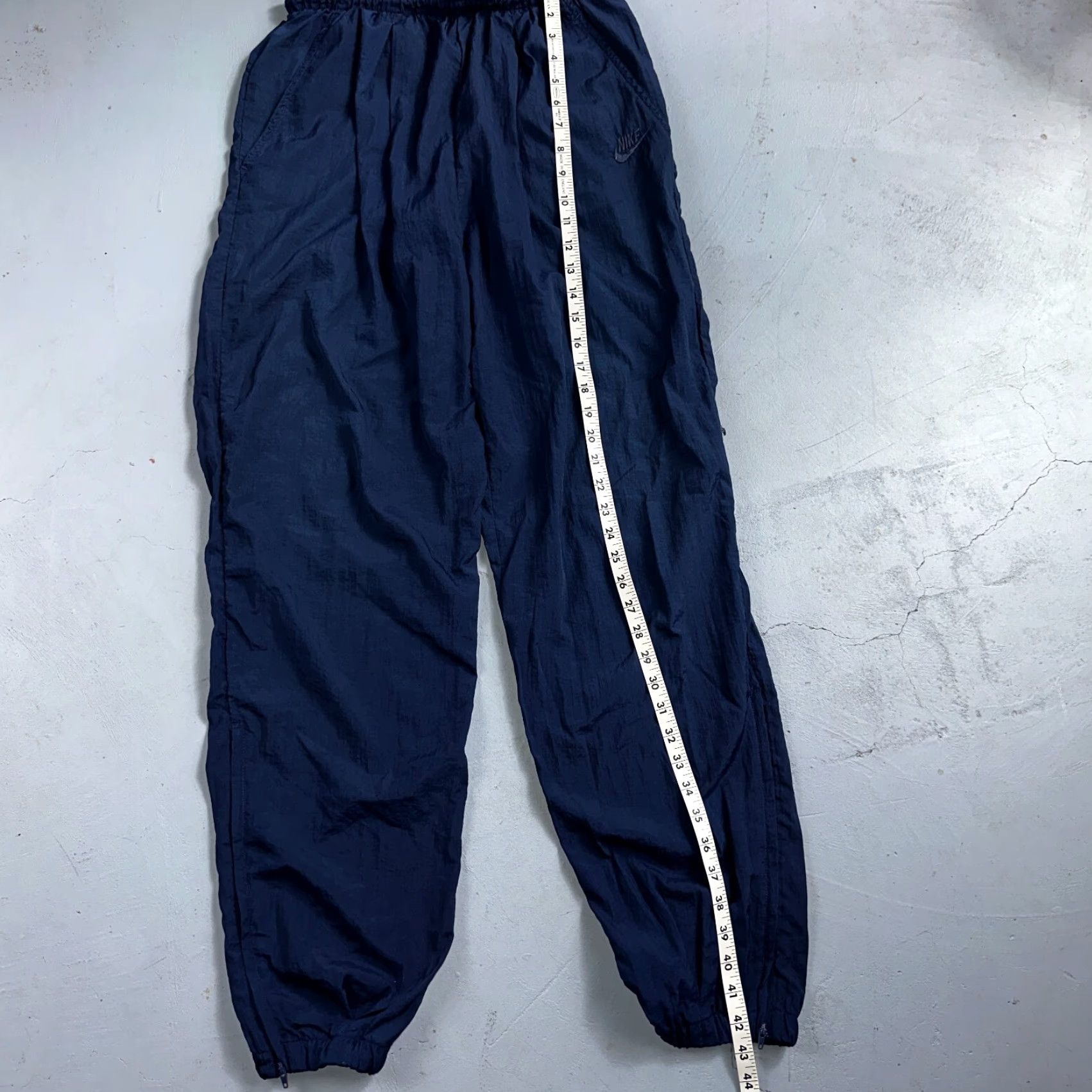 Nike VINTAGE Nike VTG 90s Windbreaker Track Pants Ankle Zip Unlined Blue 1990s Essential Size US 31 - 3 Thumbnail