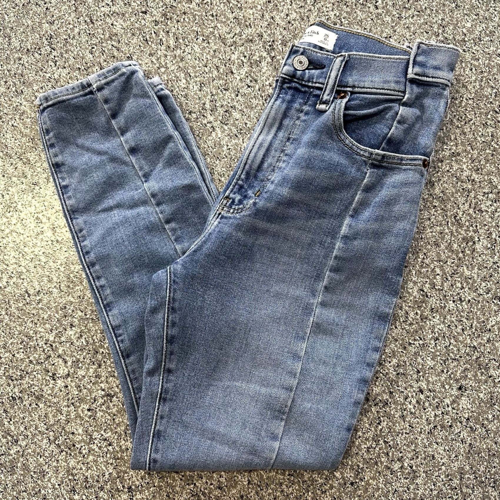 Abercrombie & Fitch Abercrombie & Fitch Jeans Womens 0 XS 25x24 The Super Skinny Ankle High Rise Denim Solid Stretch 5-Pocket Womens Jeans Size 42" / US 20 - 2 Thumbnail