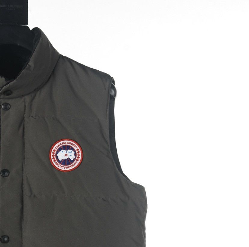 Canada Goose Canada goose sans manche Size US S / EU 44-46 / 1 - 2 Thumbnail
