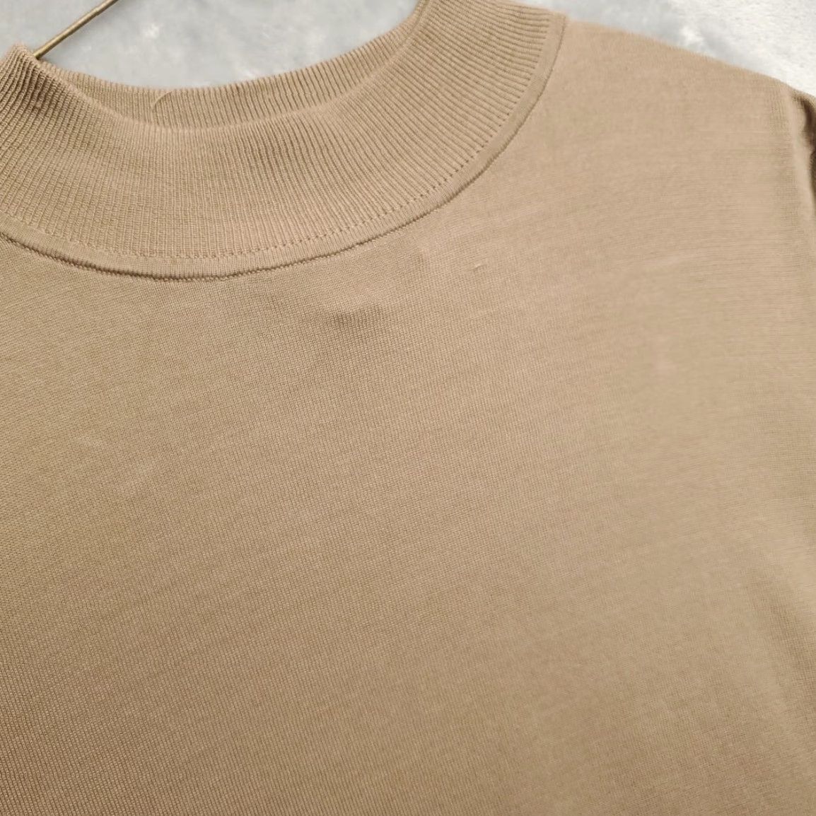 Pendleton VINTAGE Pendleton Sweater Womens XS Tan Mock Neck Silk Blend Long Sleeve Minimalist Size S / US 4 / IT 40 - 2 Thumbnail