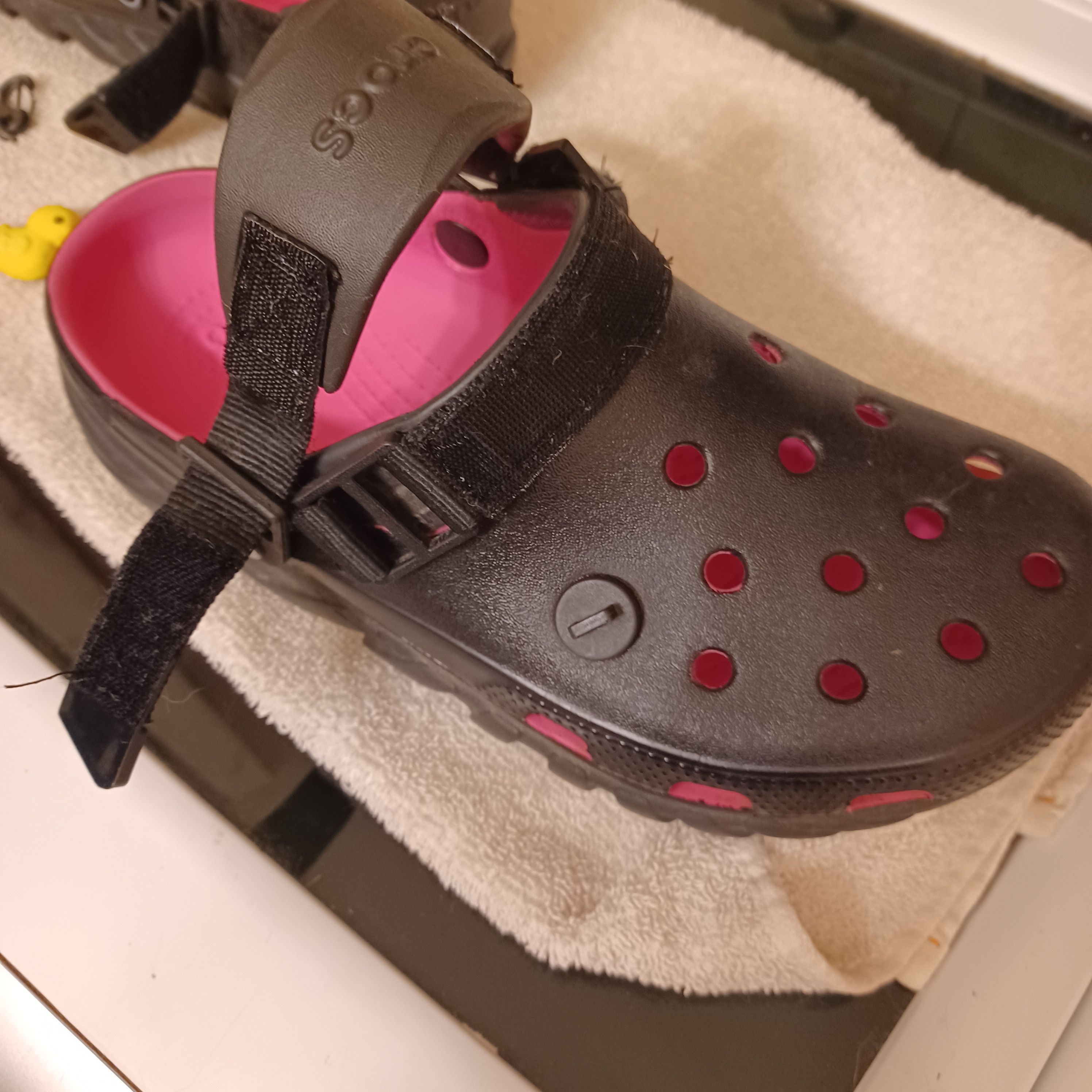 Crocs × POST&CO Posty & Co black crocs M8 W10 Size US 8 / EU 41 - 2 Thumbnail