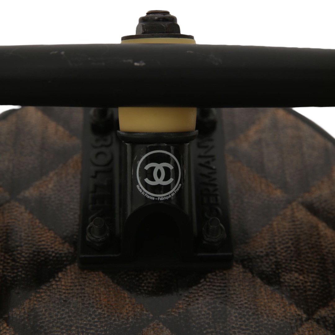 Chanel Chanel Diamond Quilted Skateboard Size ONE SIZE - 4 Thumbnail