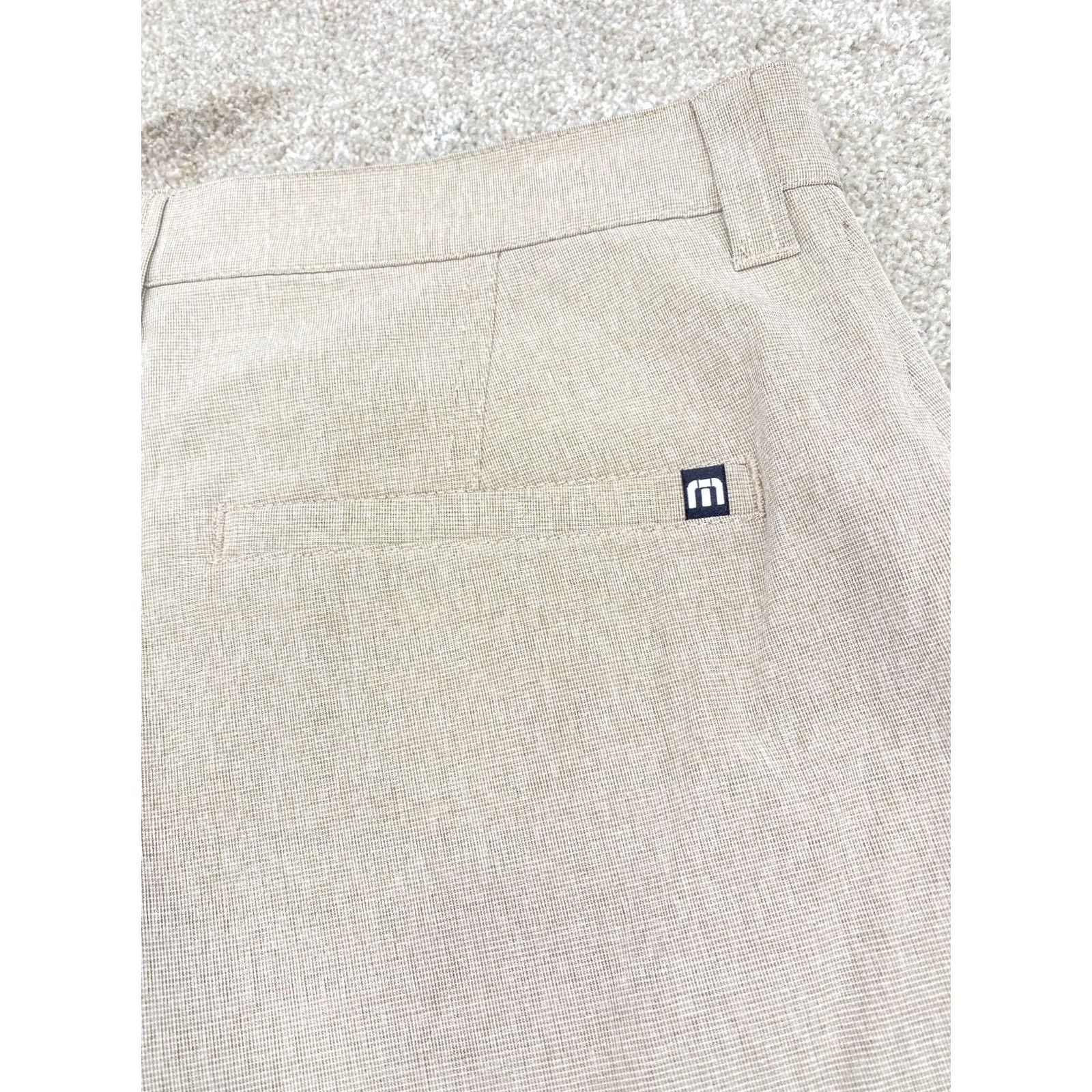 TravisMathew Travis Mattews Golf Shorts Men 32x9 Chino Tan Stretch Flat Front Button Brown 9 in Inseam Casual Mens Size US 34 / EU 50 - 7 Thumbnail