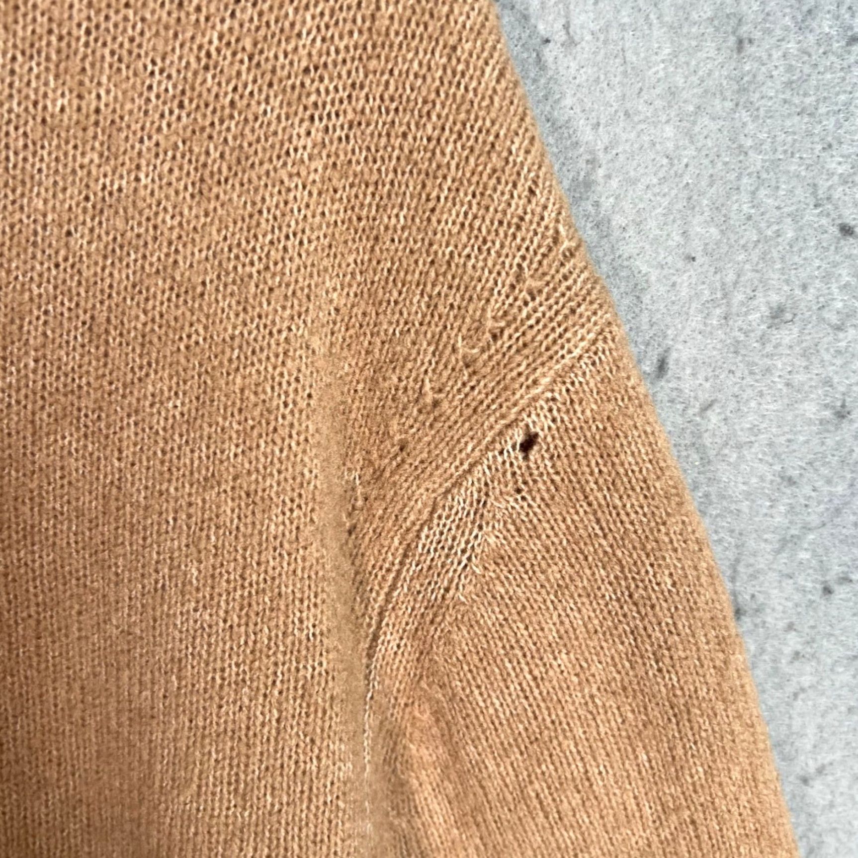 Allsaints VINTAGE Allsaints XS Tan Crewneck Sweater Wool Blend Long Sleeves Soft Knit Pullover Men Size XS / US 0-2 / IT 36-38 - 7 Thumbnail