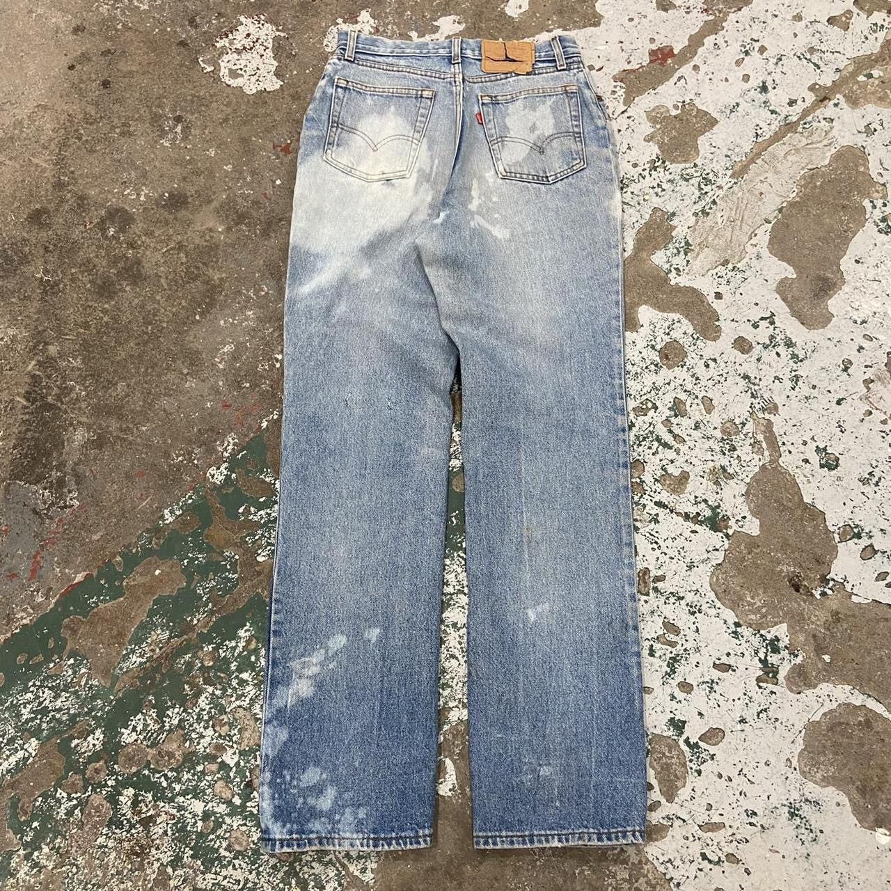 Levi's Vintage 90s Levi's Bleached Lightwash Blue Denim Jeans 28x33 Size US 28 / EU 44 - 6 Thumbnail