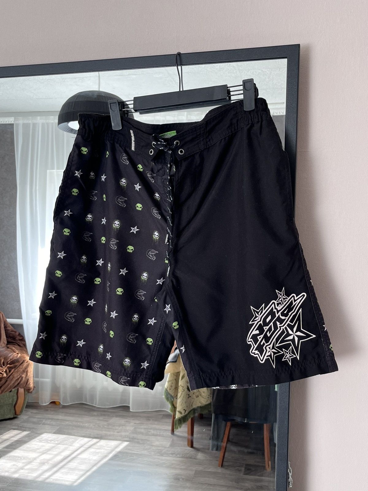 No Fear 🩸RARE🩸No Fear 00s Vintage Big Logo Board Shorts Size S Size US 30 / EU 46 - 1 Thumbnail