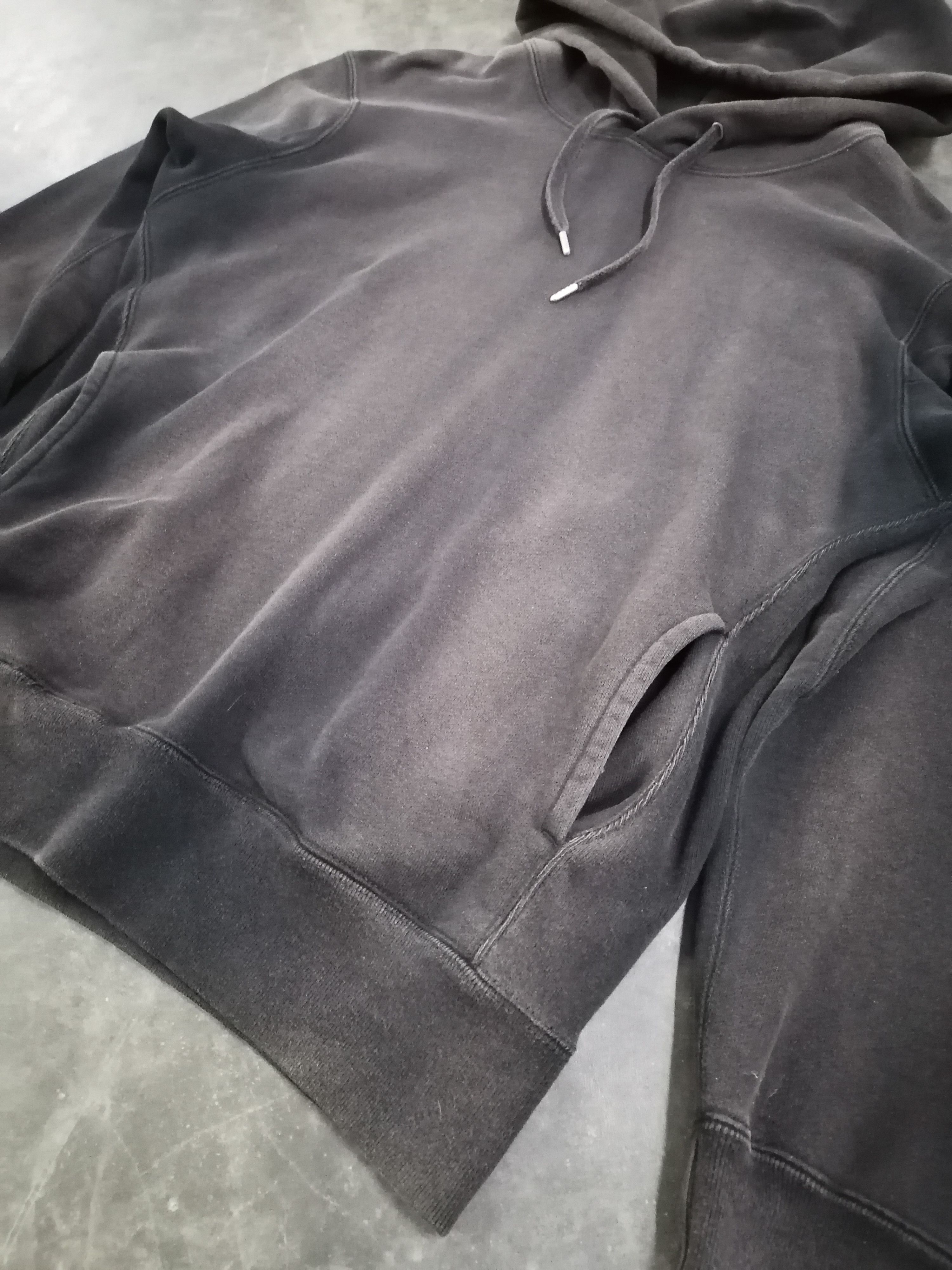 Japanese Brand Trashed Faded Uniqlo Christopher Lemaire Hoodies Size US L / EU 52-54 / 3 - 2 Thumbnail