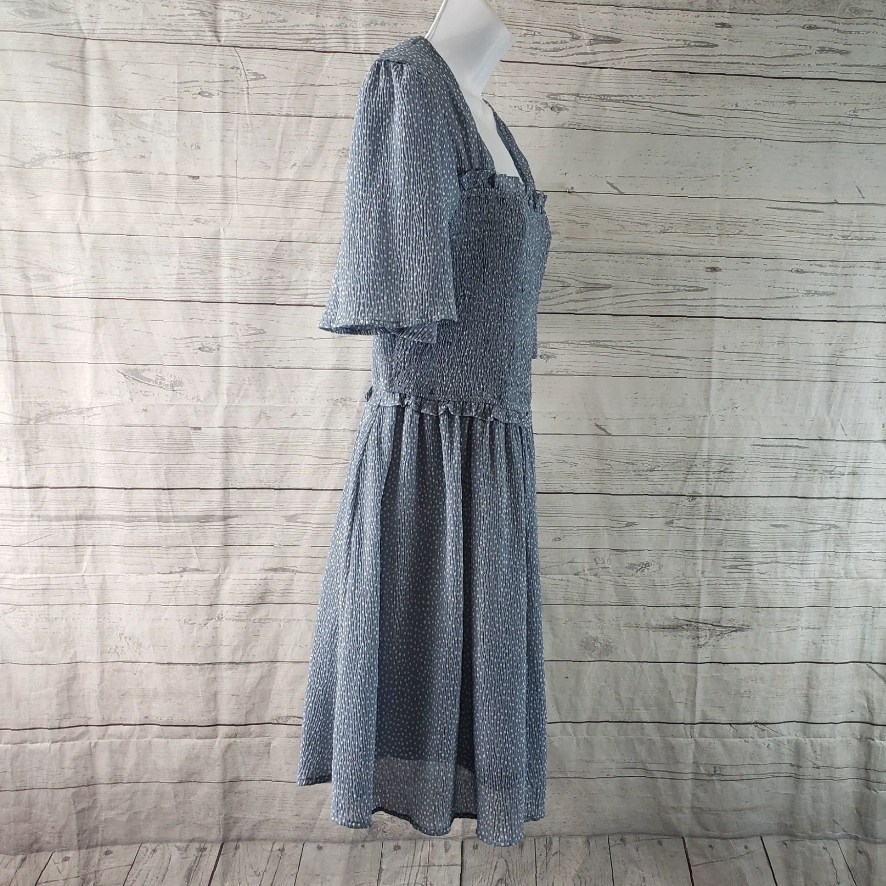 Vintage Loveriche Womens Dress Sz Medium Blue White Polka Dot Smocked Dress Short Sleeve Square Neck Pullover Fit & Flare Regular Size M / US 6-8 / IT 42-44 - 3 Thumbnail