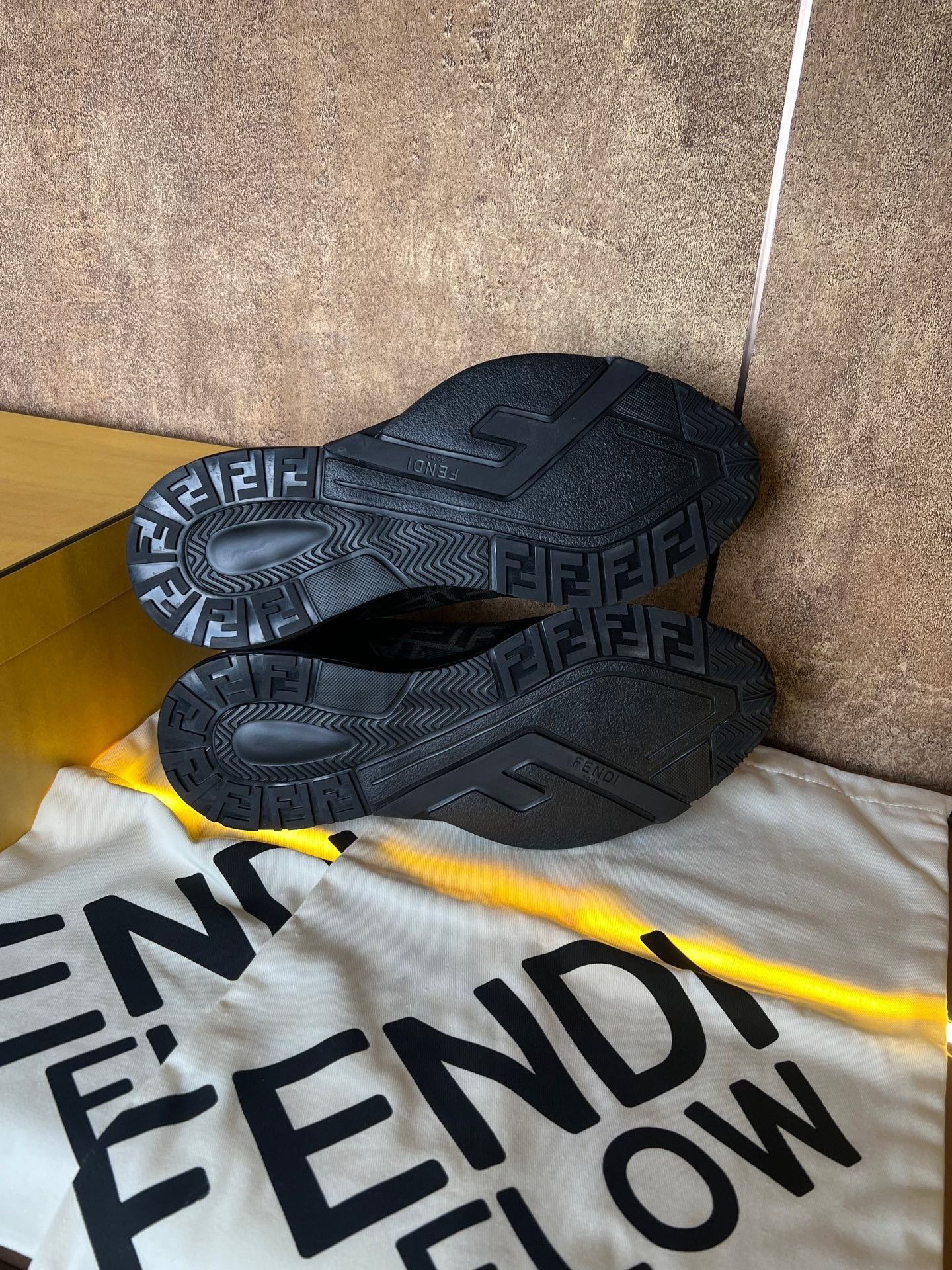 Fendi Fendi FF Monogram Sneakers Size US 11 / EU 44 - 9 Thumbnail