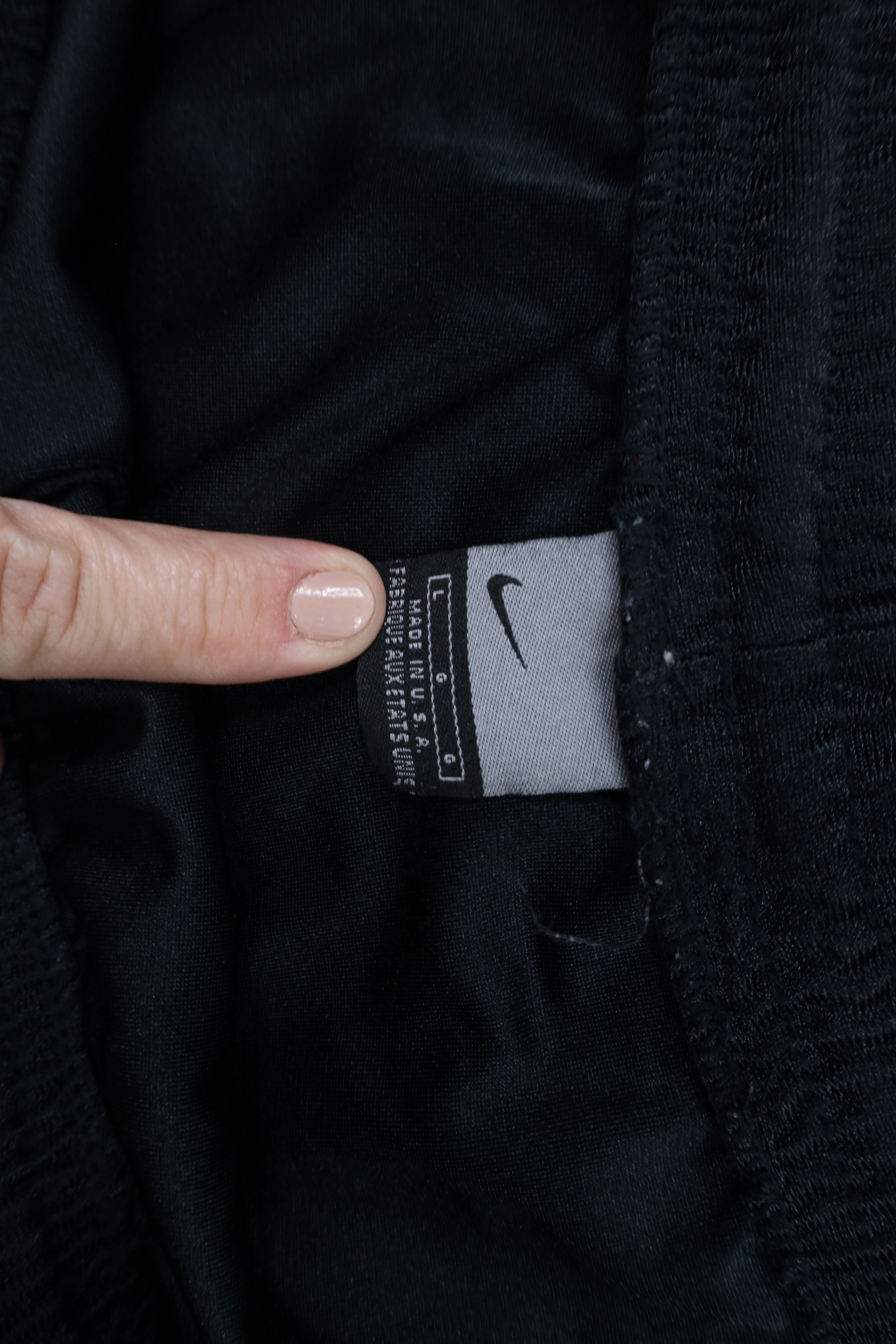 Nike × Vintage Vintage 90s Nike Mini Swoosh Gym Basketball Shorts Black USA Size US 34 / EU 50 - 6 Thumbnail