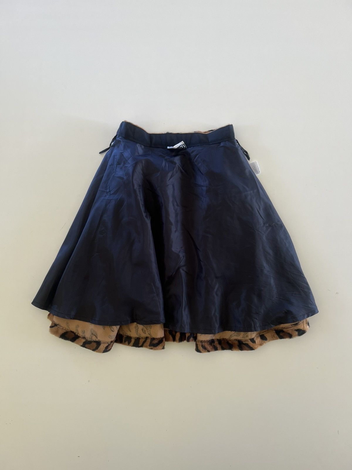Norma Kamali Norma Kamali Midi Skirt Leopard Waist 24" Size 24" / US 00 / IT 34 - 10 Thumbnail
