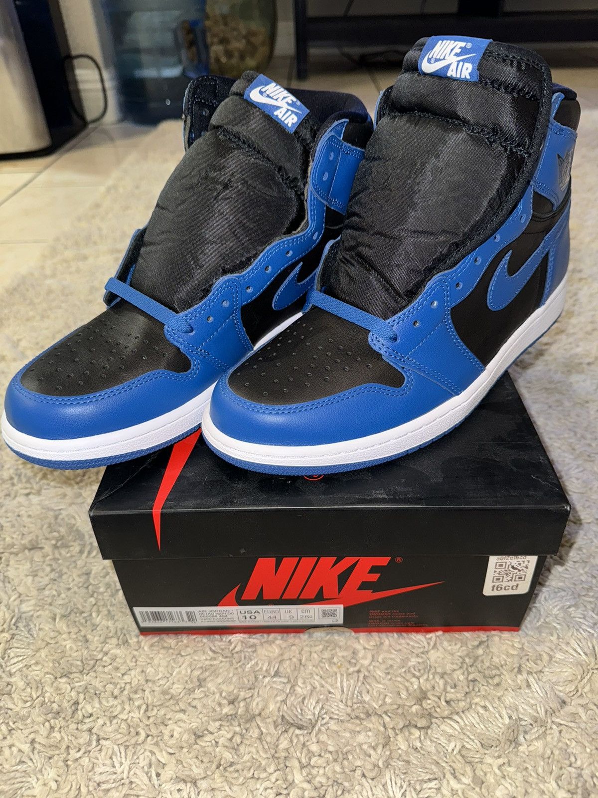 Jordan Brand Jordan 1 High Dark Marina Blue Size US 10 / EU 43 - 1 Thumbnail