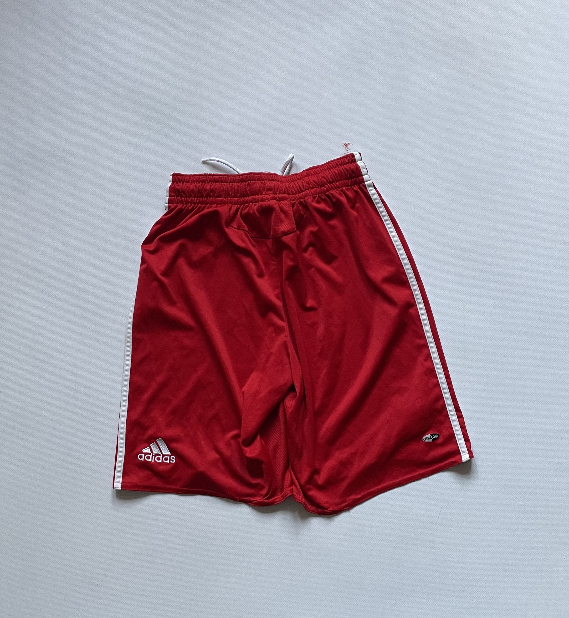 Adidas Liverpool Vintage Home Football Shorts 2008 2009 2010 Soccer Size US 30 / EU 46 - 2 Thumbnail