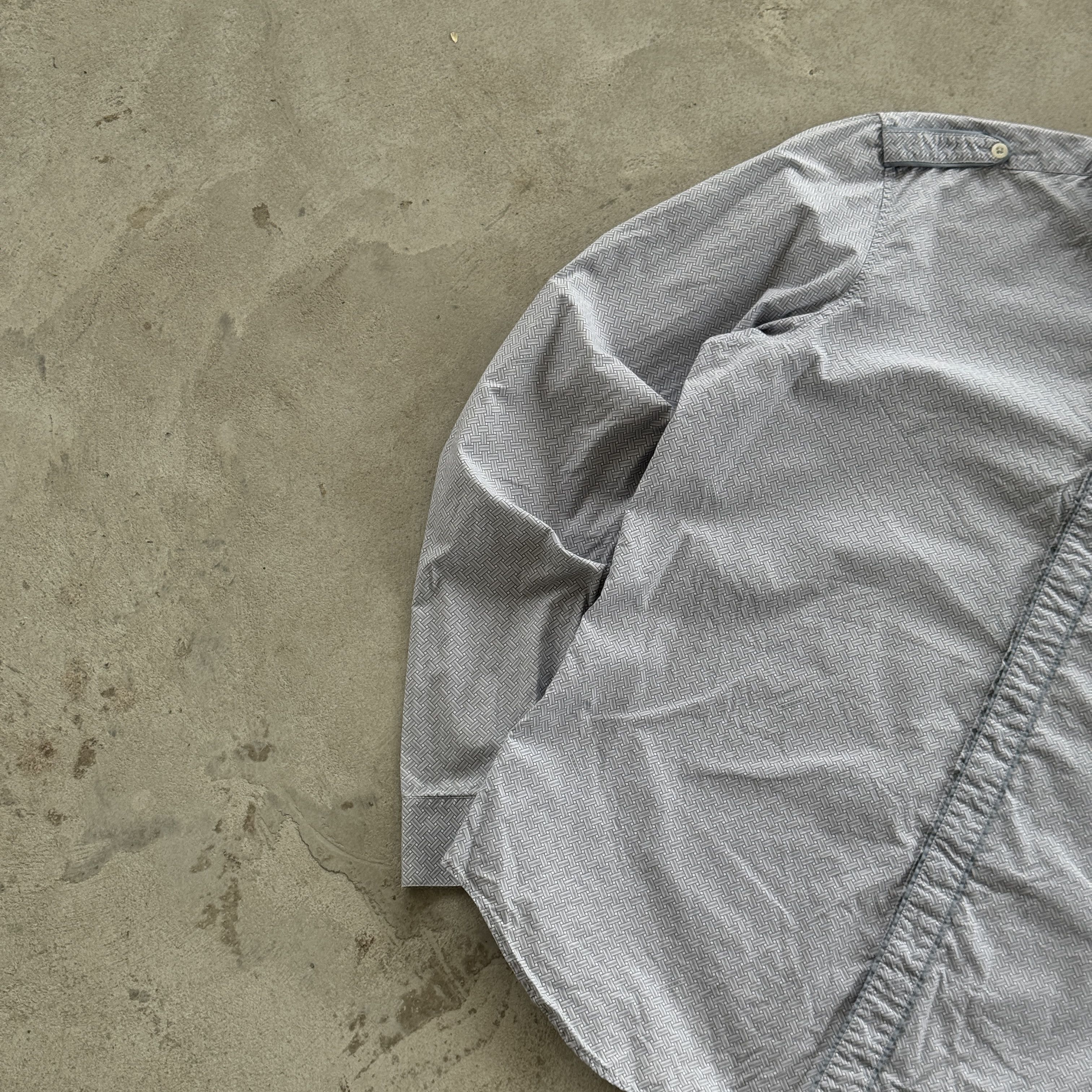 Burberry Burberry London Grey Patterned Button Down Shirt Italy XL Size US XL / EU 56 / 4 - 3 Thumbnail
