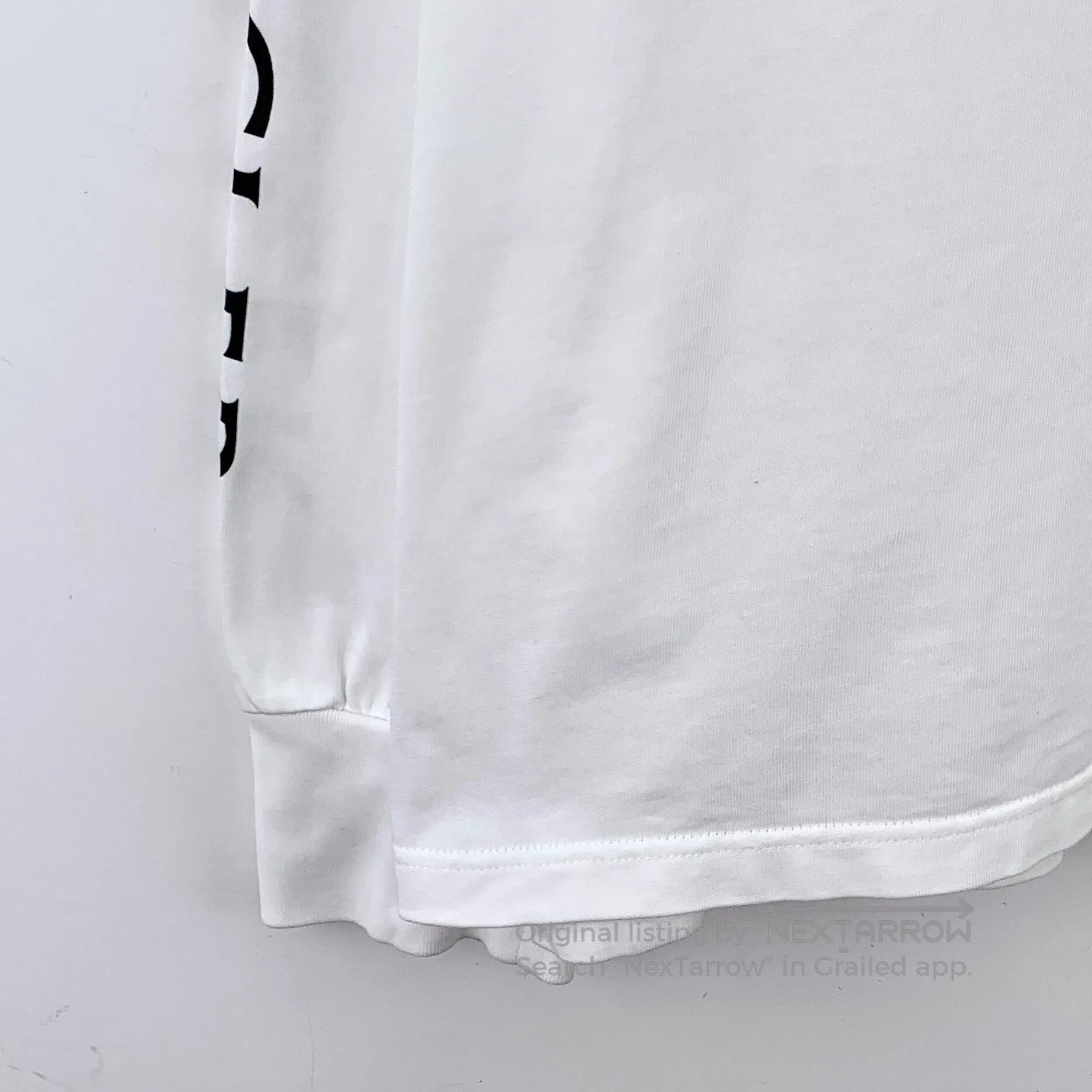 Moncler Moncler White side logo letter print cotton round neck lon Size US XL / EU 56 / 4 - 5 Thumbnail