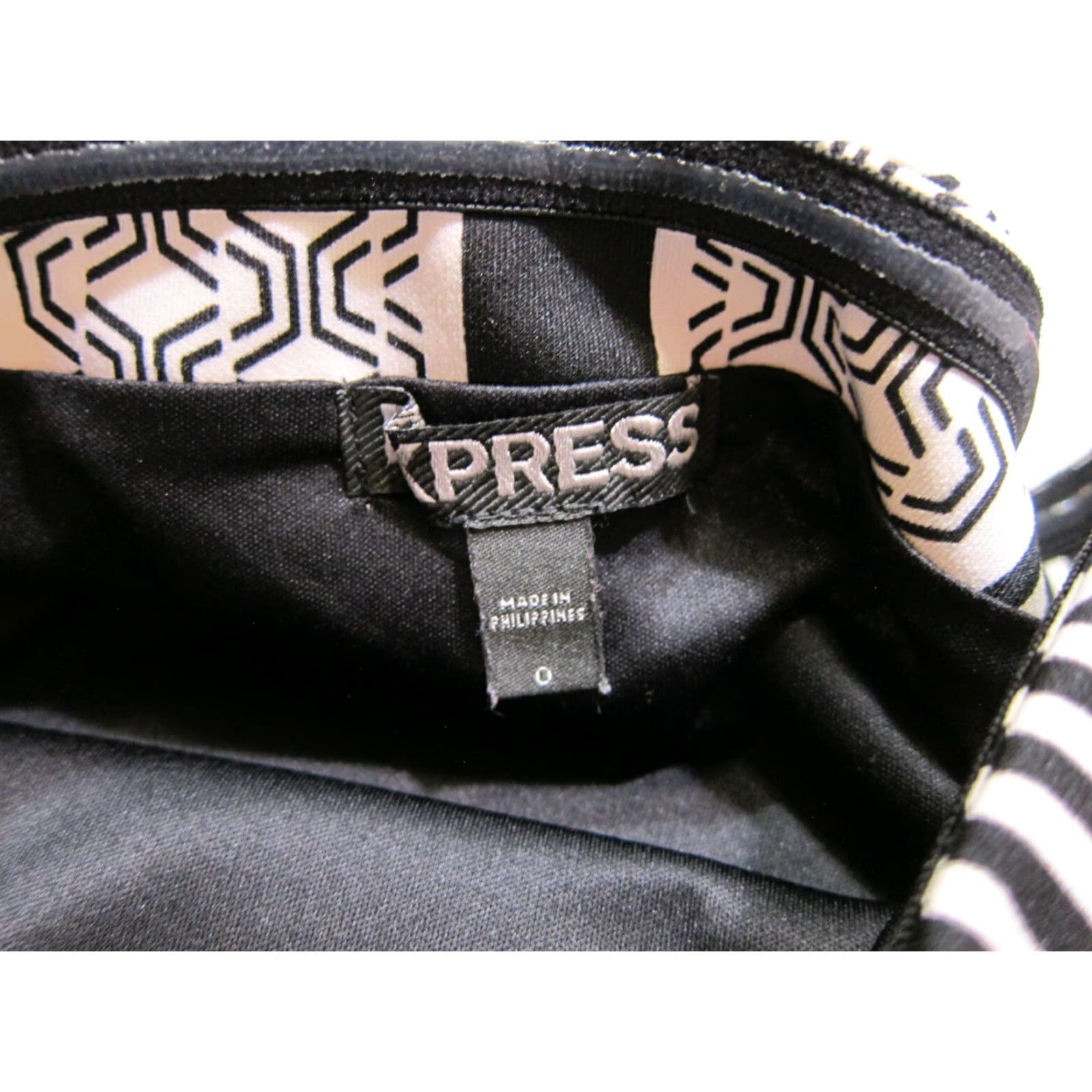 Express Express Black Pink Geometric Stretch Bodycon Sleeveless Dress Women Size 0 Size XS / US 0-2 / IT 36-38 - 3 Thumbnail