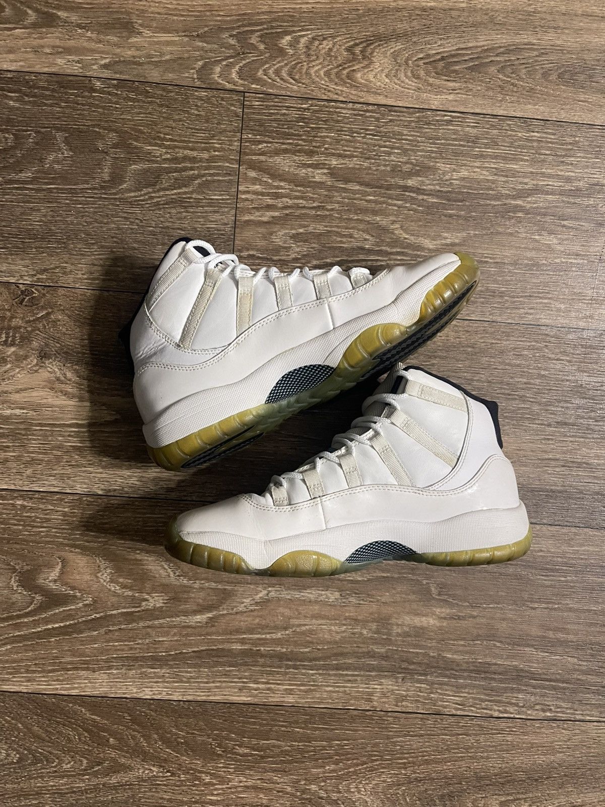 Jordan Brand Air Jordan Retro 11 ‘Legend Blue’ (2014) (GS) Size US 7 / EU 40 - 2 Thumbnail