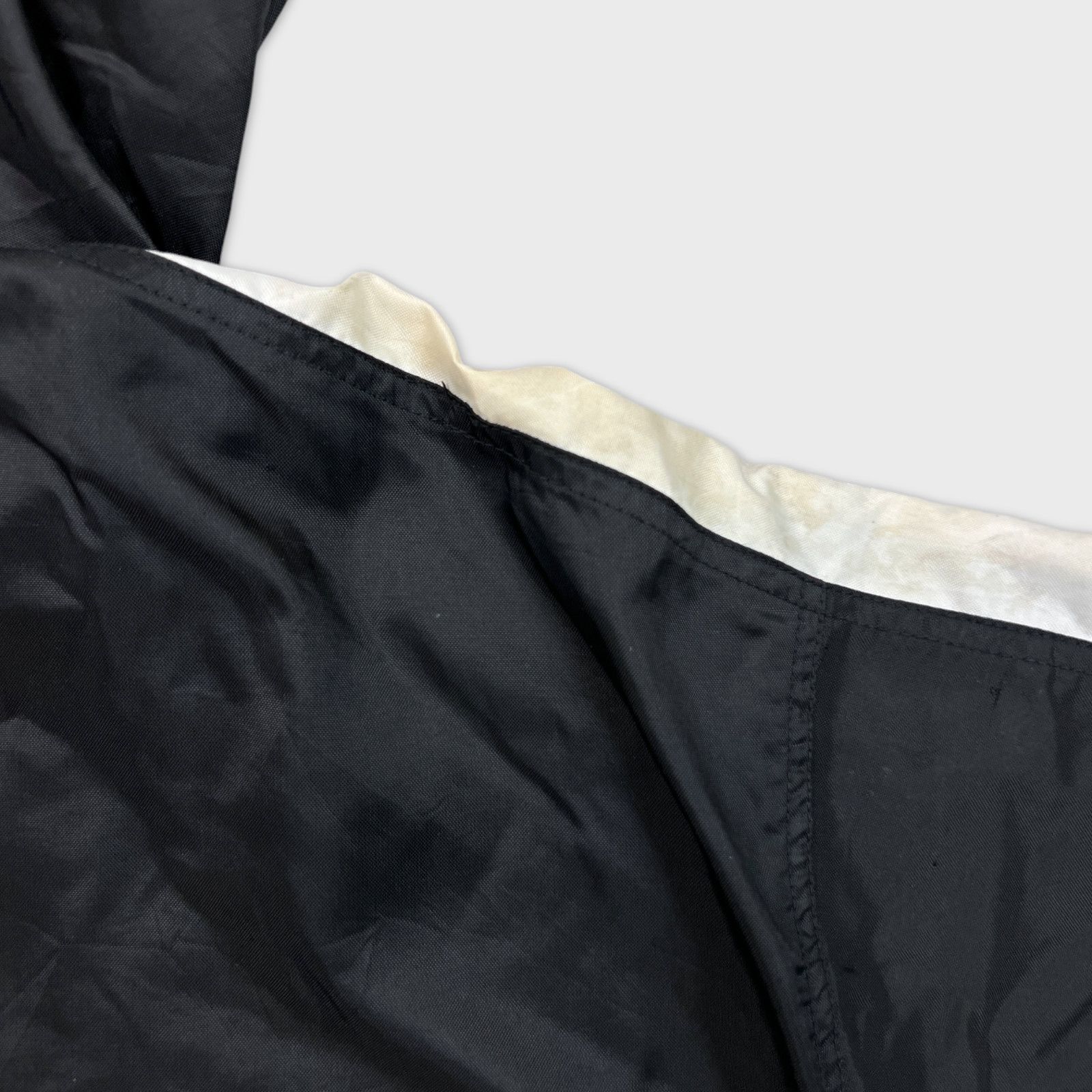 Nike × Vintage Vintage 90s Nike Jacket Large Sportswear Swoosh Windbreaker Size US L / EU 52-54 / 3 - 9 Thumbnail