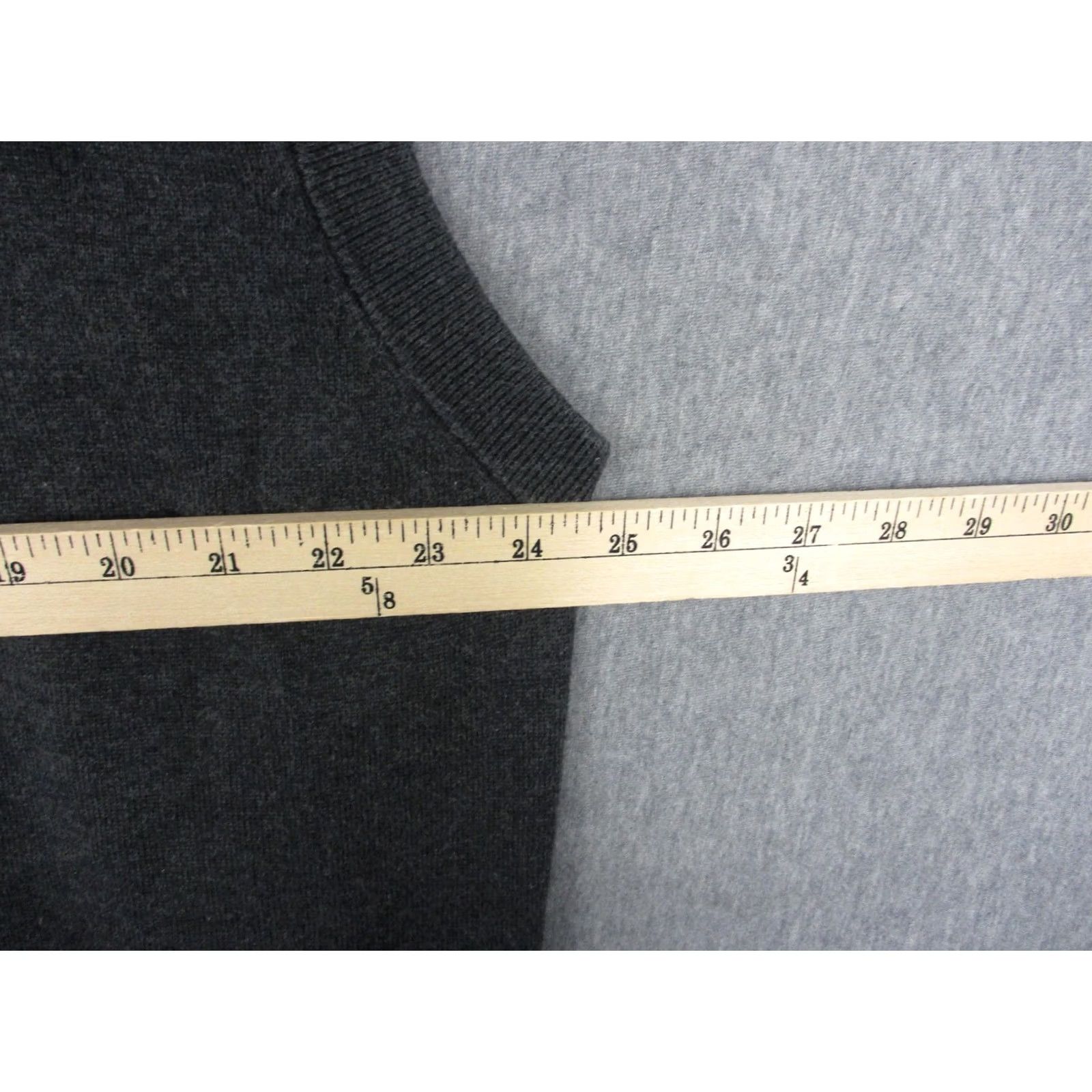 Lacoste Lacoste Mens Vest 3XL Gray Sleeveless V-Neck Cotton Knit Pullover Croc Big & Tall Size US XXL / EU 58 / 5 - 7 Thumbnail