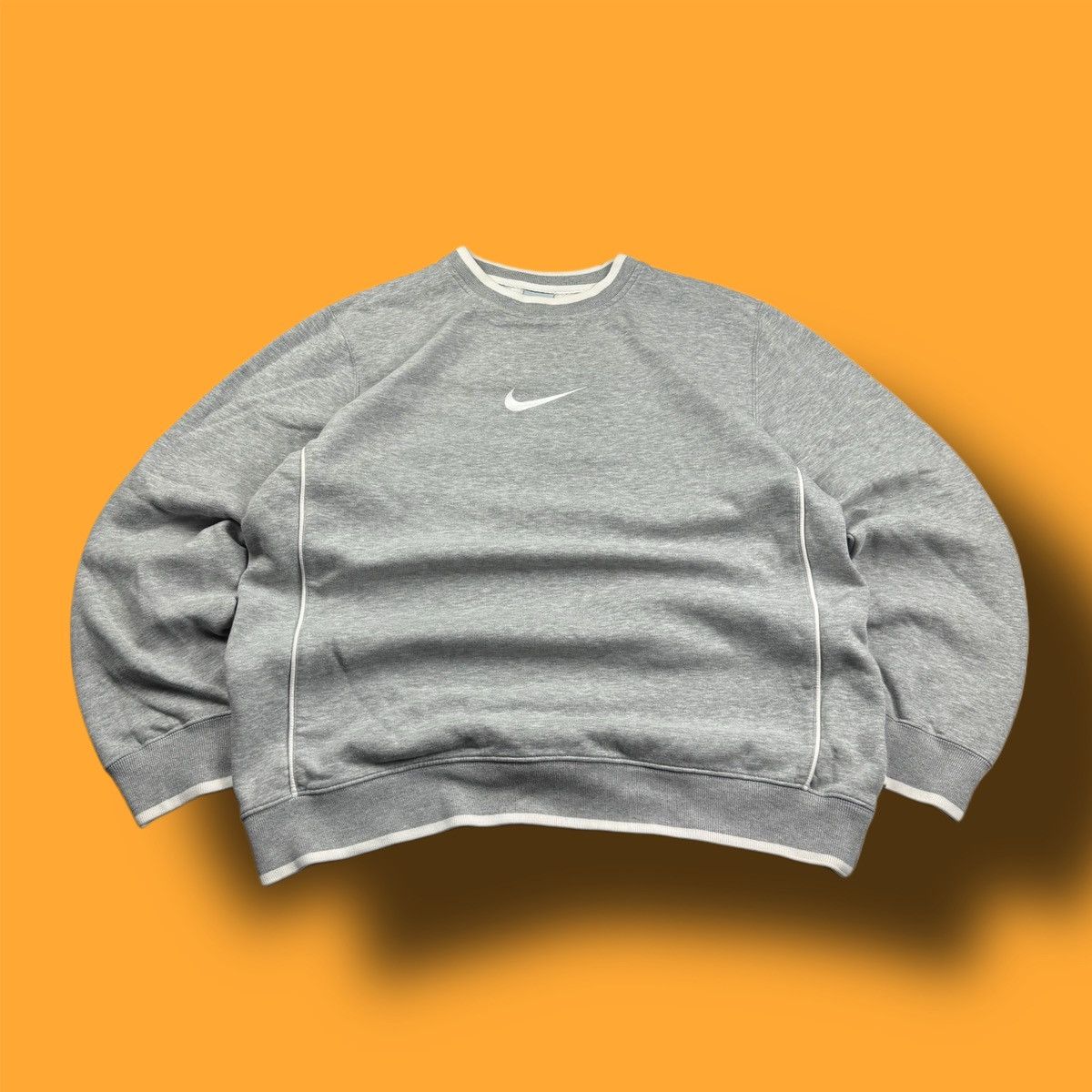 Nike × Vintage NIKE VINTAGE CENTER LOGO OVERSIZE BOXY SWEATSHIRT Size US L / EU 52-54 / 3 - 1 Thumbnail
