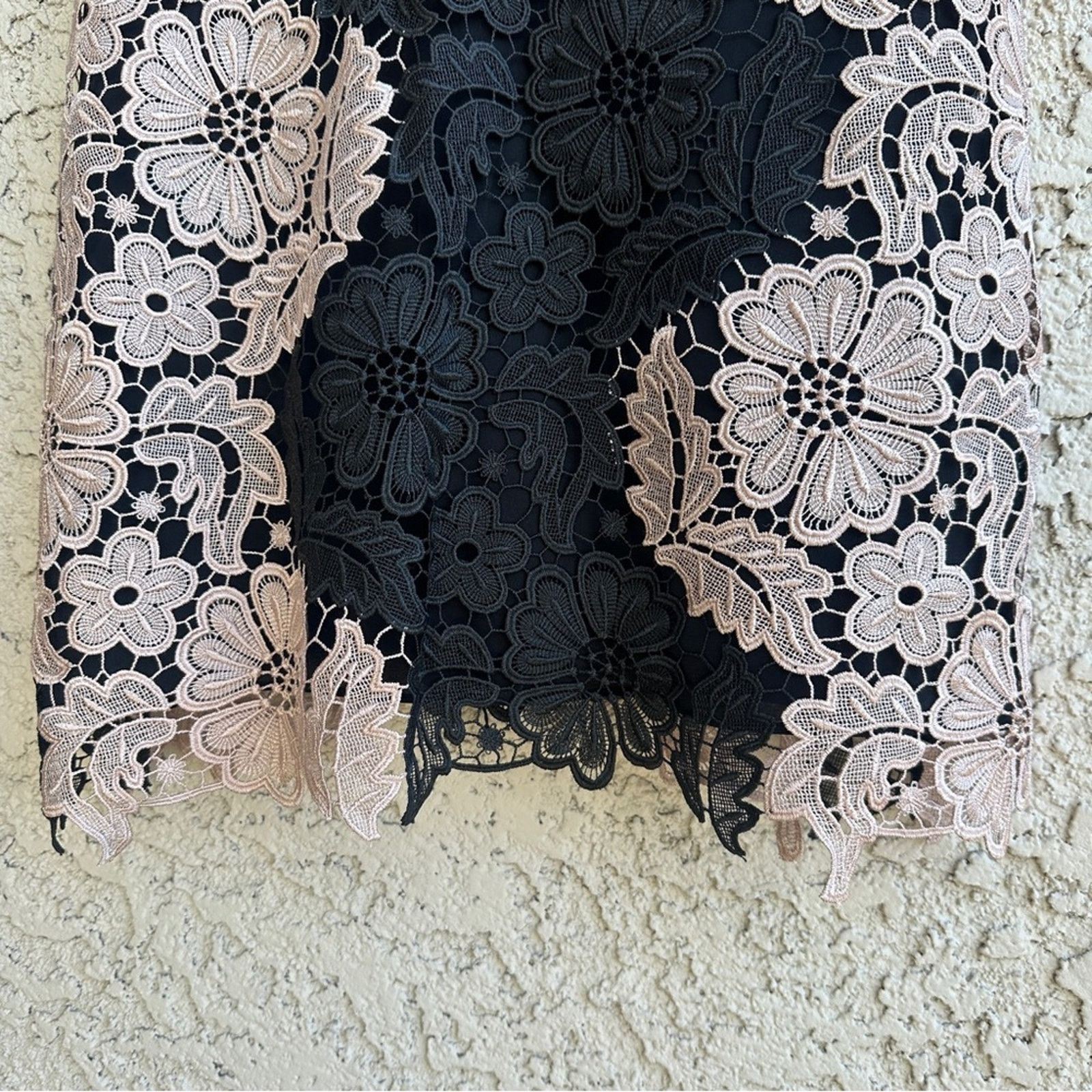Alice + Olivia ALICE + OLIVIA Patrice A Line Dress in Black Nude Pink XS 0 Size XS / US 0-2 / IT 36-38 - 10 Thumbnail