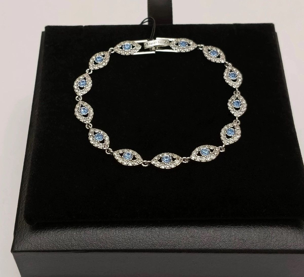 Givenchy Givenchy Crystal Flex Bracelet Size ONE SIZE - 1 Preview