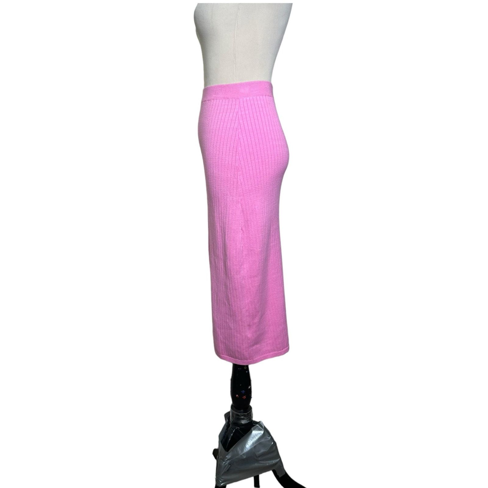 Free People Free People pink knit front slit midi pull on skirt size XS Size 26" / US 2 / IT 38 - 10 Thumbnail