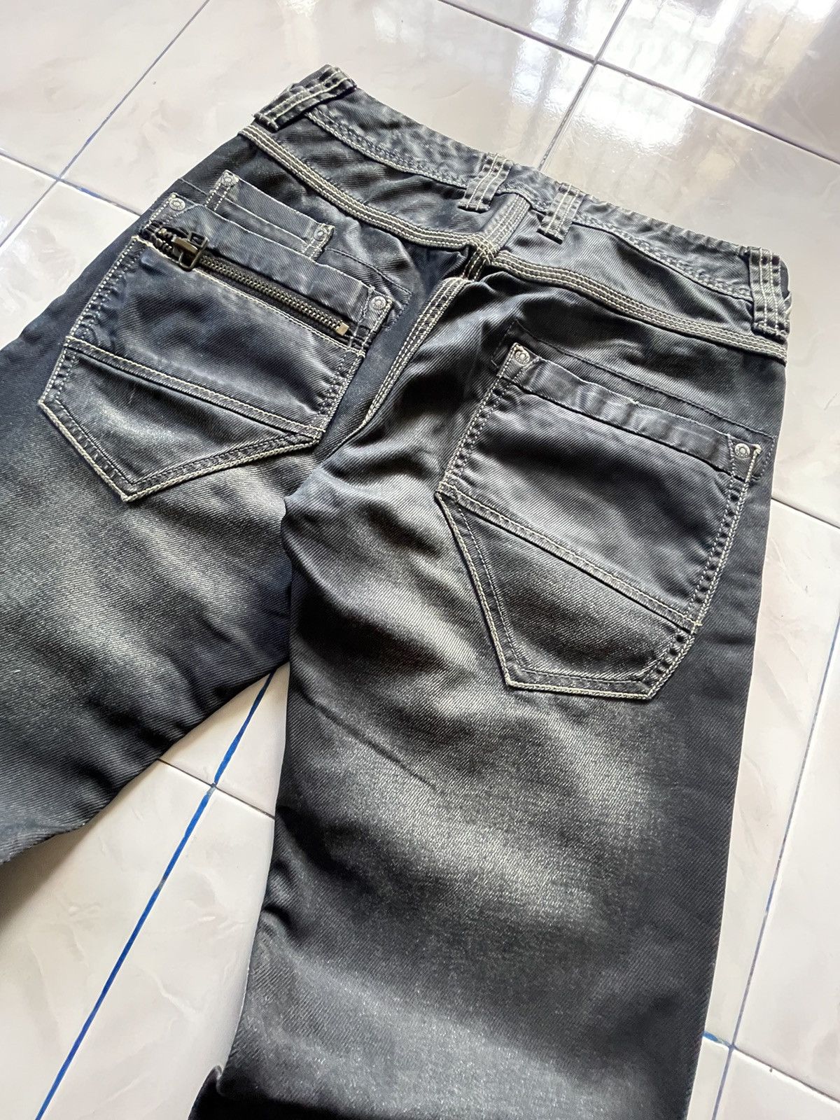 GOSTAR DE FUGA × semanticdesign Urban Craft Waxed Coated Contrast Triple Stitch Jeans Size US 30 / EU 46 - 15 Thumbnail
