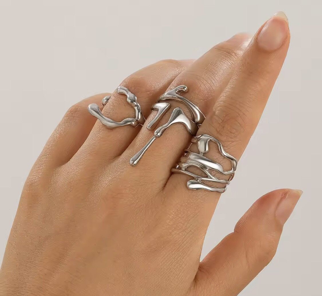 Jewelry 4pc Set Vintage Elegant Irregular Hollow Rings Size ONE SIZE - 1 Thumbnail