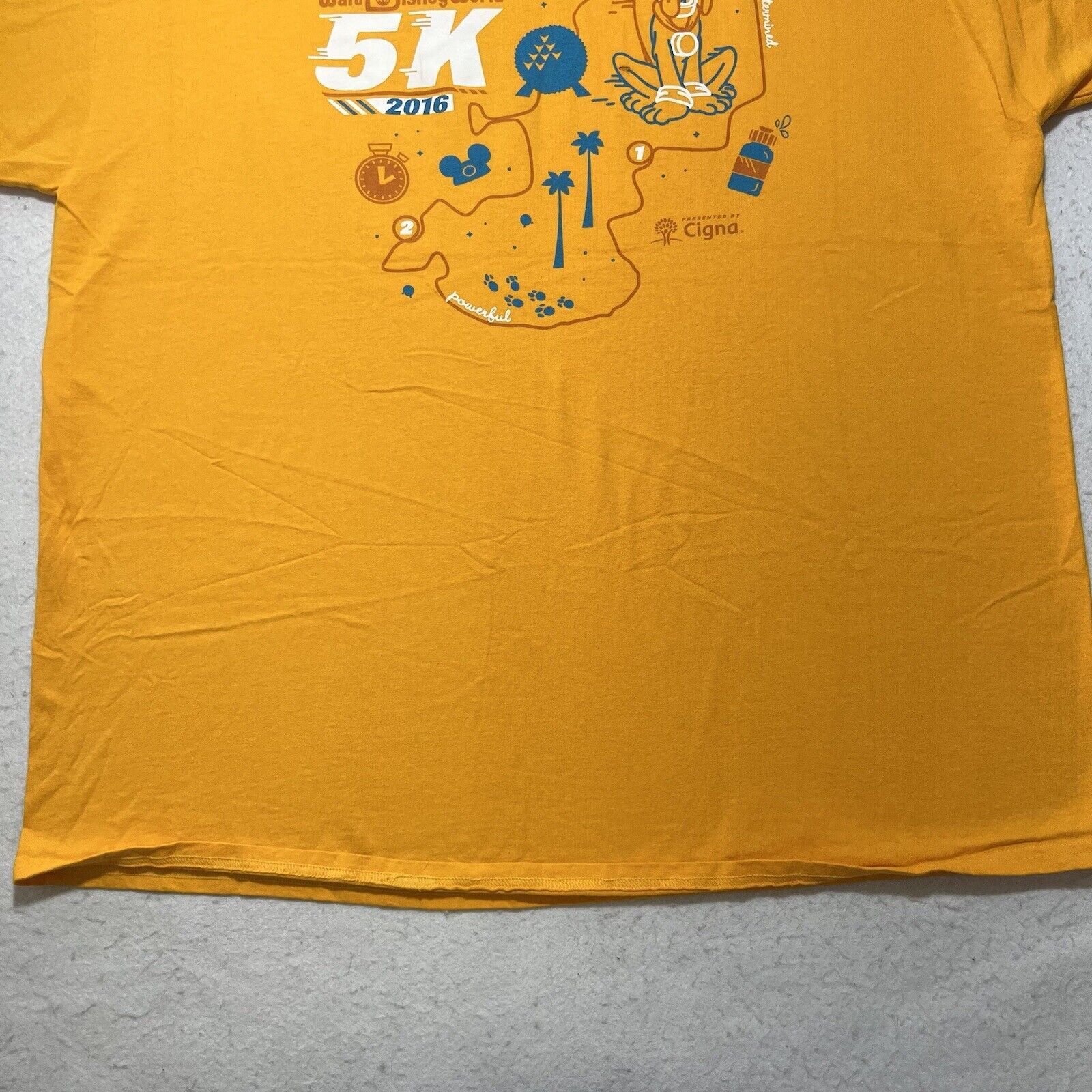Hanes RunDisney Men's XXL 2016 5K Race Tee Pluto Graphic T Shirt Size US XXL / EU 58 / 5 - 11 Thumbnail