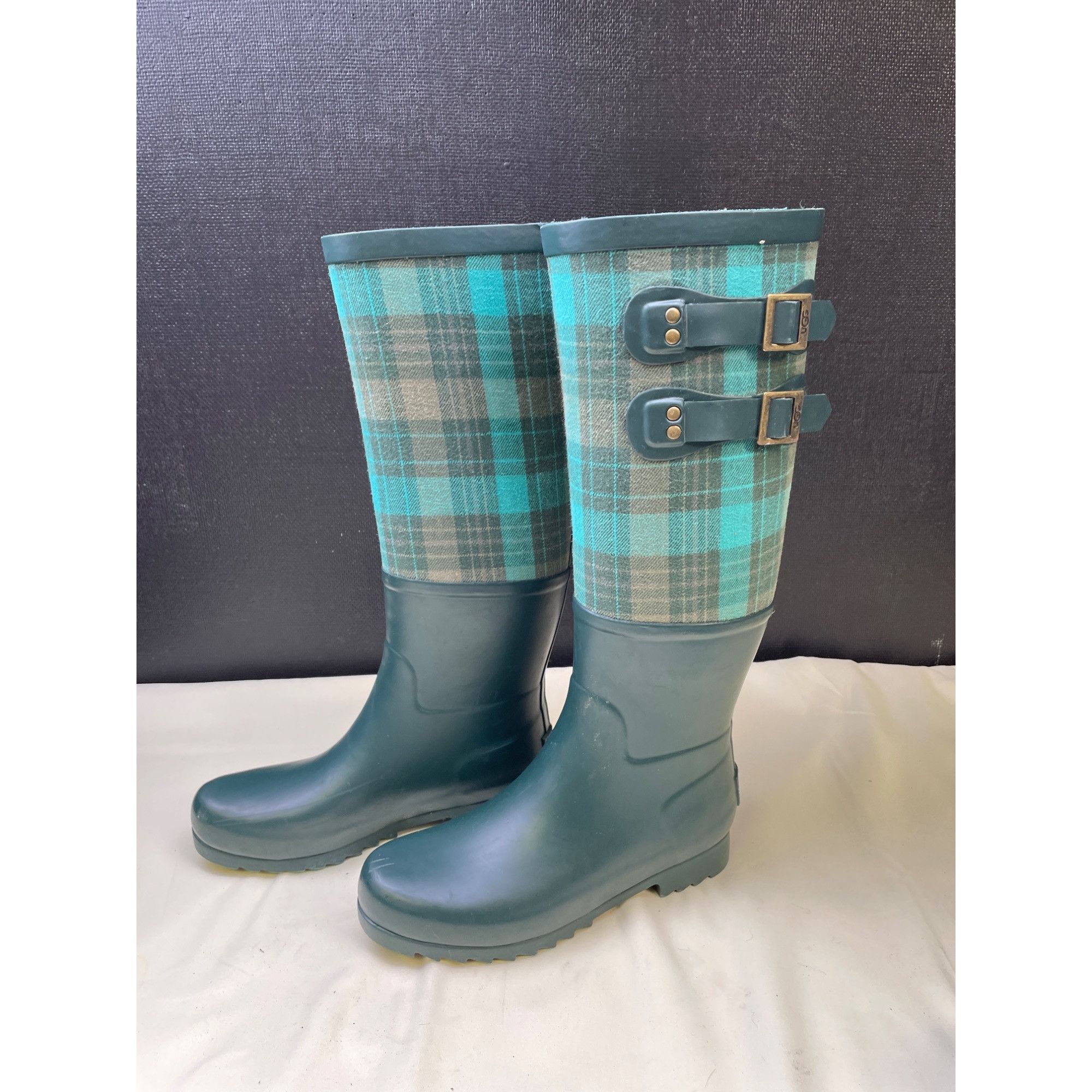 Ugg Ugg Australia Women's Green Plaid Rain Boots/ Shoes Size 5 S Size US 5 / IT 35 - 2 Thumbnail