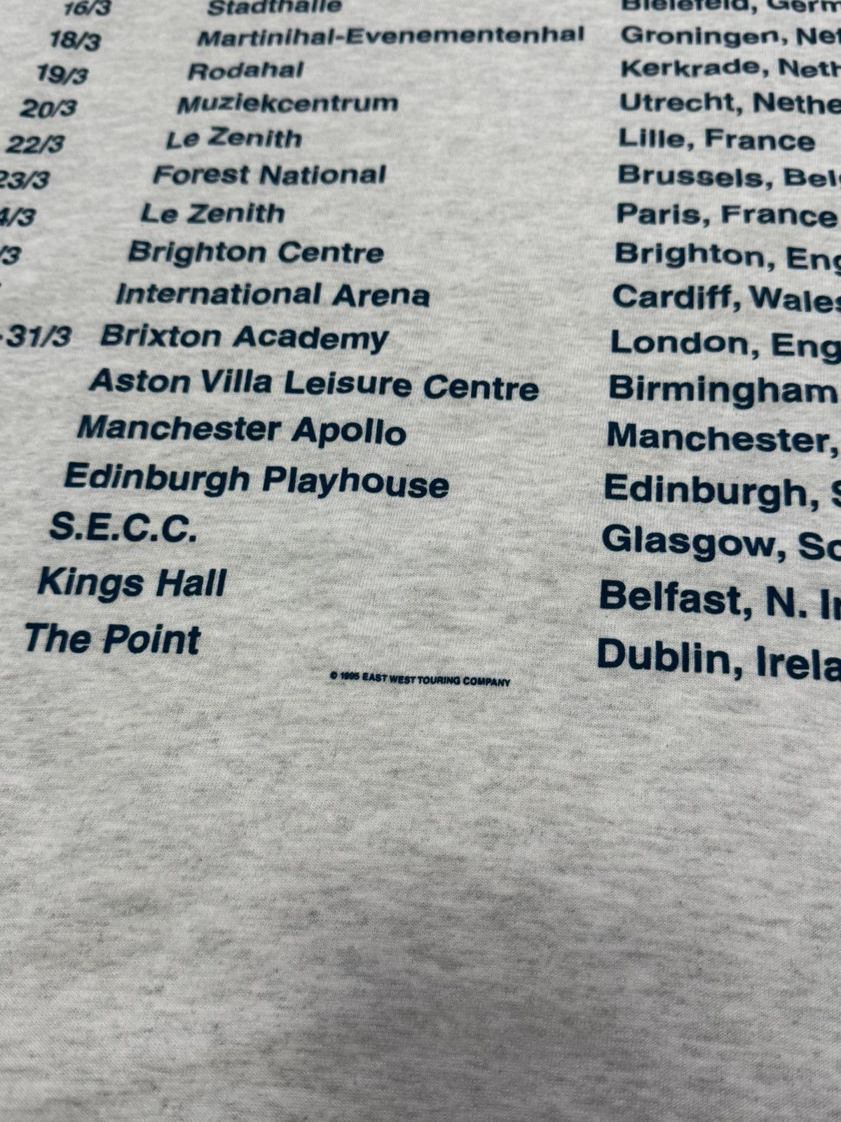 Band Tees Vintage 1995 Bob Dylan fall classic long-sleeve tour tee Size US XL / EU 56 / 4 - 18 Thumbnail