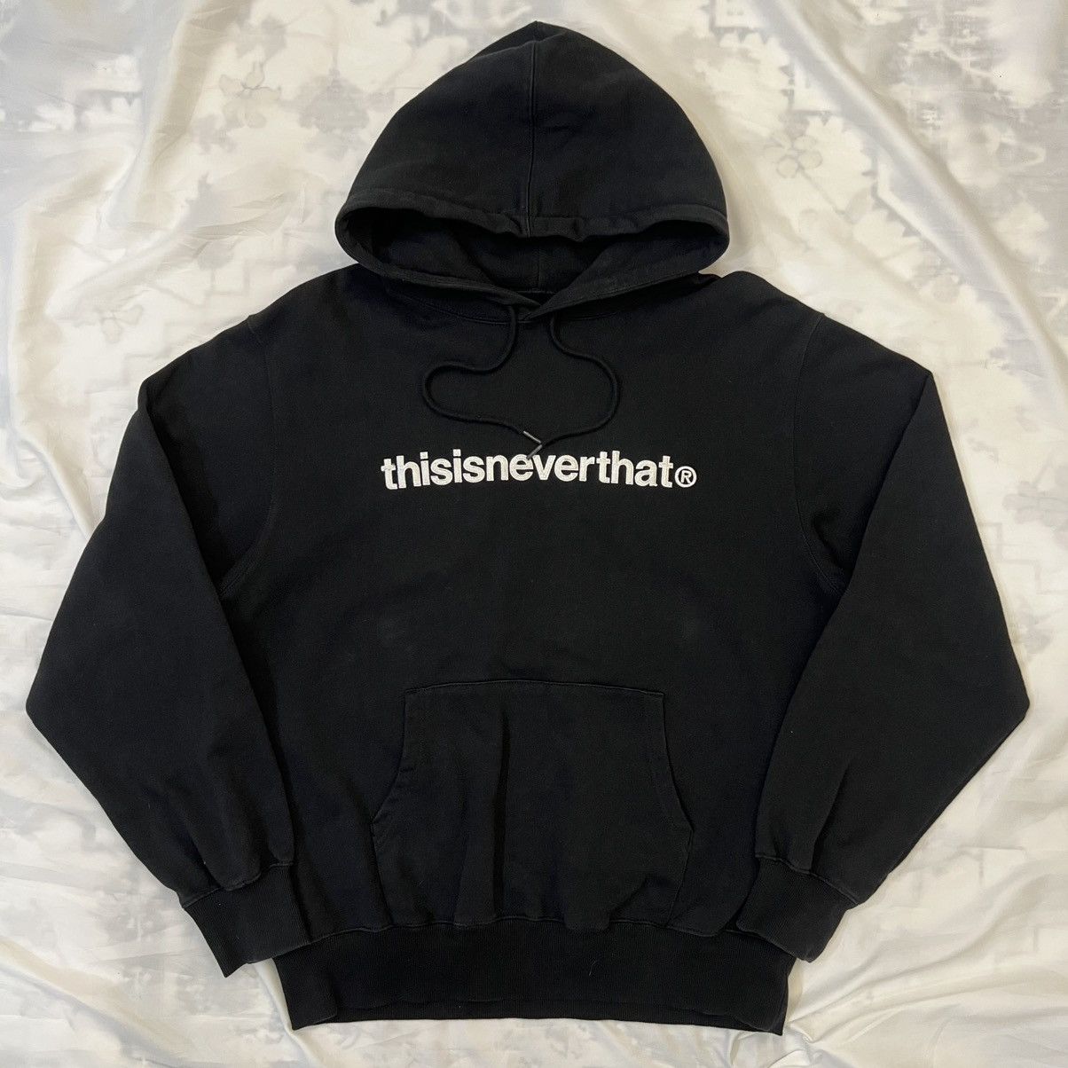 thisisneverthat T-Logo Hoodie - Black - Men's [L] Size US L / EU 52-54 / 3 - 1 Thumbnail