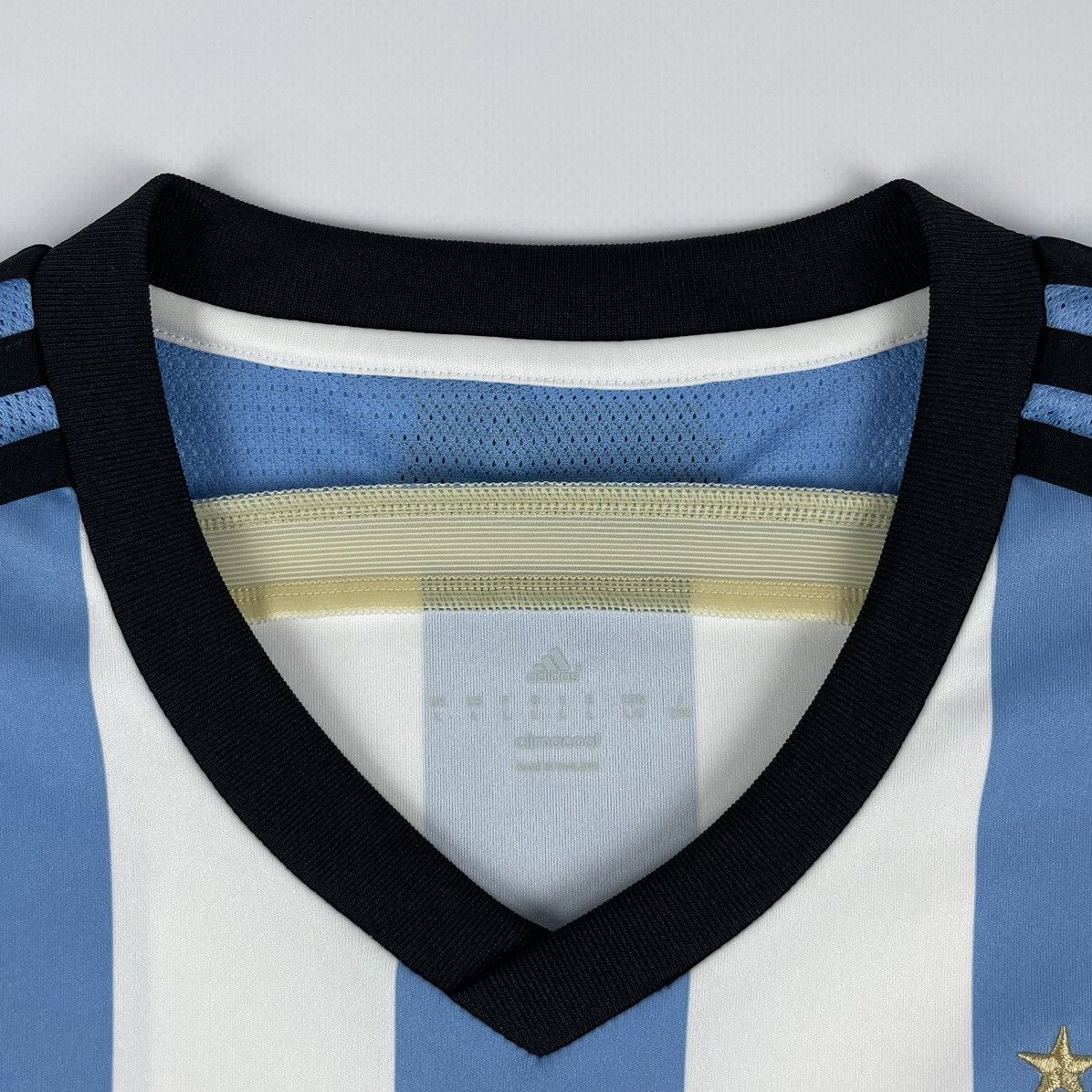 Adidas Vintage Adidas Argentina 2013-14 Home Soccer Jersey Football Size US L / EU 52-54 / 3 - 8 Thumbnail