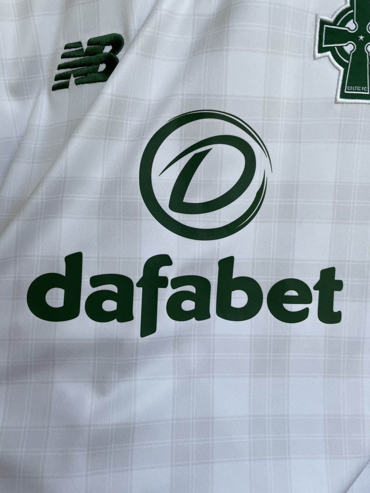 Vintage Celtic 2018 2019 Away Football Soccer Jersey Shirt White Size US M / EU 48-50 / 2 - 10 Thumbnail
