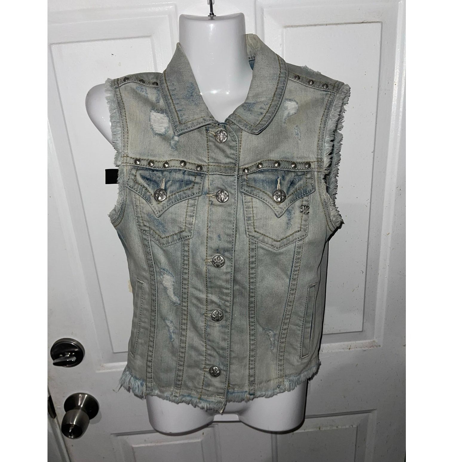 Miss Me Miss Me Distressed Studded Denim Jean Vest Western Y2K 2000s Size S / US 4 / IT 40 - 6 Thumbnail