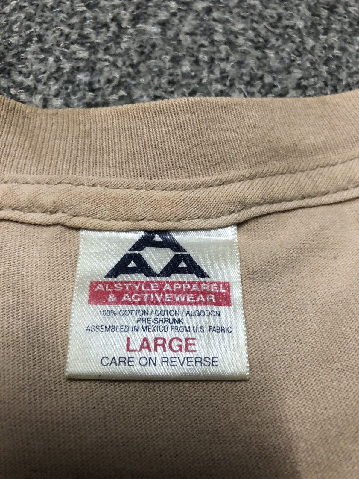 Vintage Vintage 90s Hawaiian Legends Backhit Tshirt Size US L / EU 52-54 / 3 - 16 Thumbnail