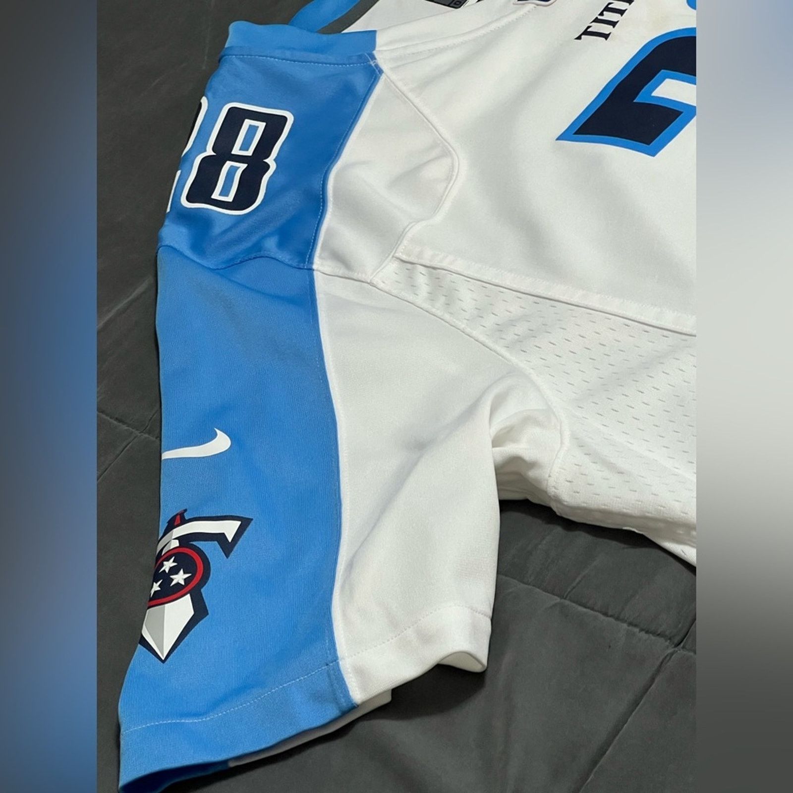 Nike Tennessee Titans Chris Johnson #28 Authentic Nike NFL Jersey Size US XXL / EU 58 / 5 - 5 Thumbnail