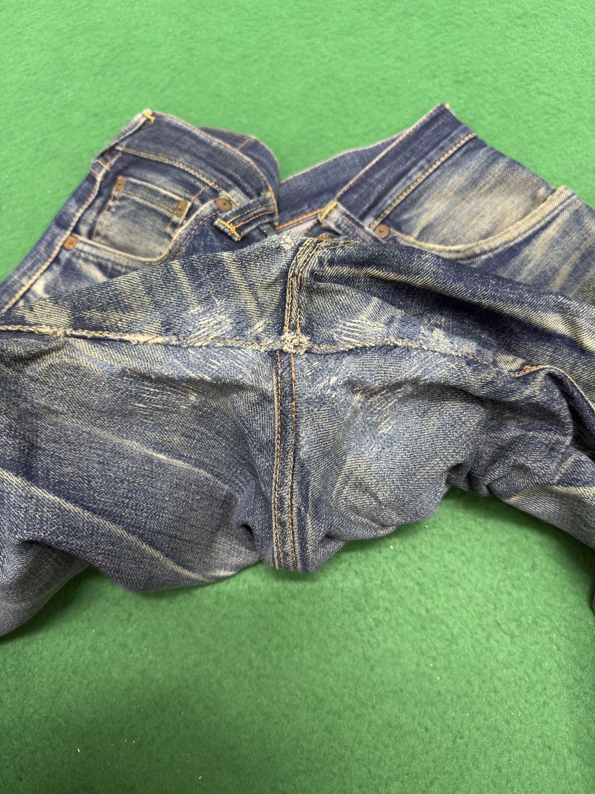 Evisu A29 Thrashed Evisu No 1 Special Distressed Mud Wash Size US 33 - 16 Thumbnail