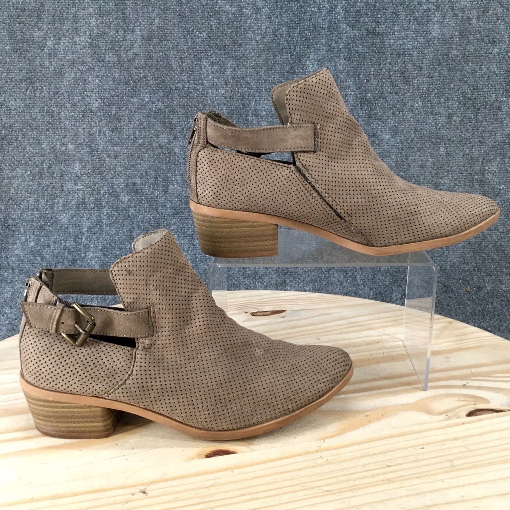 Dolce Vita DV Dolce Vita Boots Womens 8 Perforated Zip Buckle Ankle Bootie Taupe Fabric Boots Size US 8 / IT 38 - 2 Thumbnail