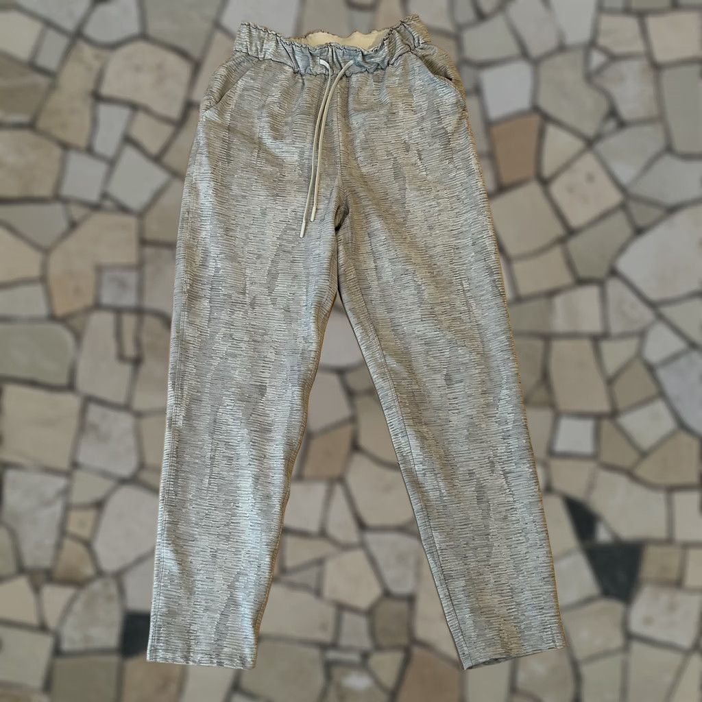 Lululemon Lululemon Pant Women's Gray Size 4 Size 27" / US 4 / IT 40 - 1 Thumbnail