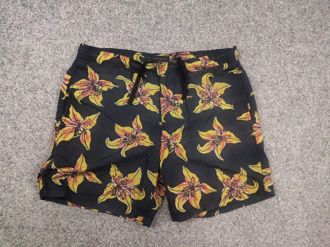 Allsaints Allsaints Hibiscus Swim Casual Nylon Floral Pattern Shorts Size US 32 / EU 48 - 10 Thumbnail
