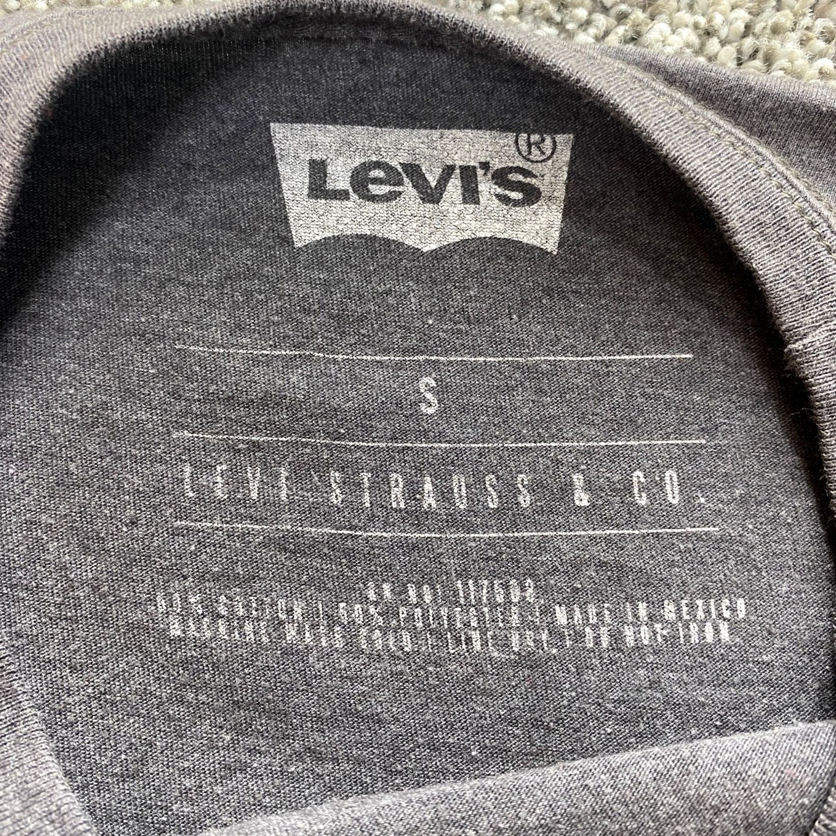 Levi's Levis Shirt Mens S Gray Yellow Batwing Spell Logo Causal Short Sleeve Workwear Shirt Mens S Gray Yellow Batwing Logo Causal Short Sleeve Workwear Size US S / EU 44-46 / 1 - 3 Thumbnail