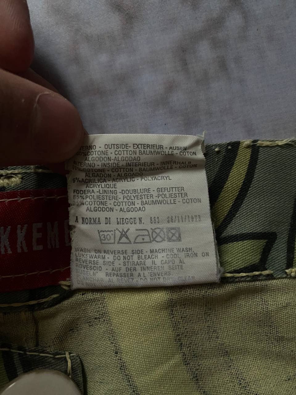 Dirk Bikkembergs × Vintage Vintage Dirk Bikkembergs Cargo Shorts Rare Size US 36 / EU 52 - 10 Thumbnail