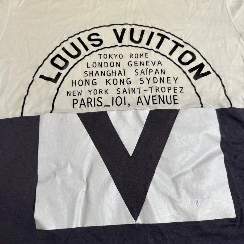 Louis Vuitton Louis Vuitton Short Sleeve TShirt Size M-2506 Size US M / EU 48-50 / 2 - 3 Thumbnail