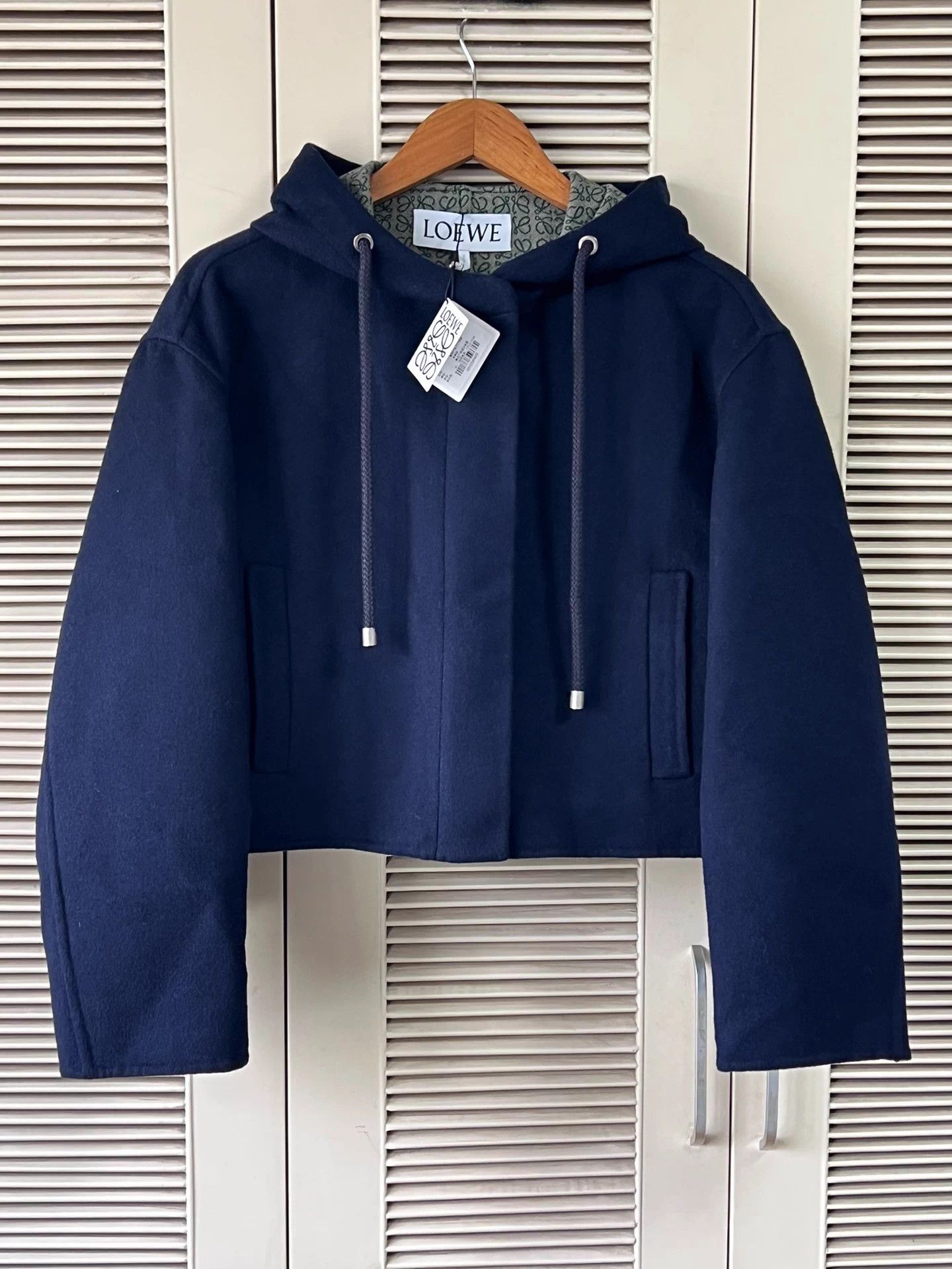 Loewe LOEWE wool short jacket logo lined 34 new w/ tags Size XS / US 0-2 / IT 36-38 - 1 Thumbnail