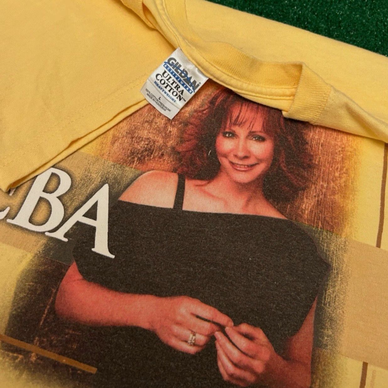 Vintage VINTAGE Reba On Tour 90s Band Tee Shirt Mens Size L Yellow 1990s 2000s VTG Concert Music Band Tee Size US L / EU 52-54 / 3 - 3 Thumbnail
