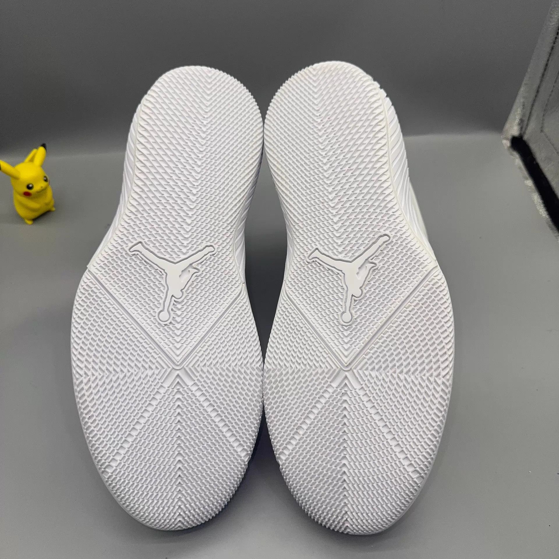 Nike Jordan Westbrook White (Size 46) Size US 12 / EU 45 - 4 Thumbnail