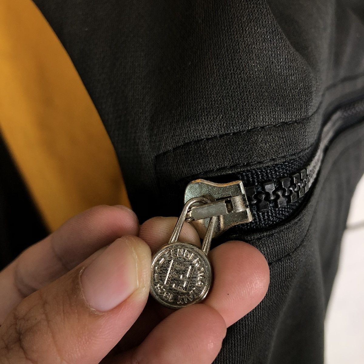 Fendi 🔥VINTAGE REVERSIBLE BUTTON JACKET FENDI MADE IN ITALY Size US M / EU 48-50 / 2 - 19 Thumbnail