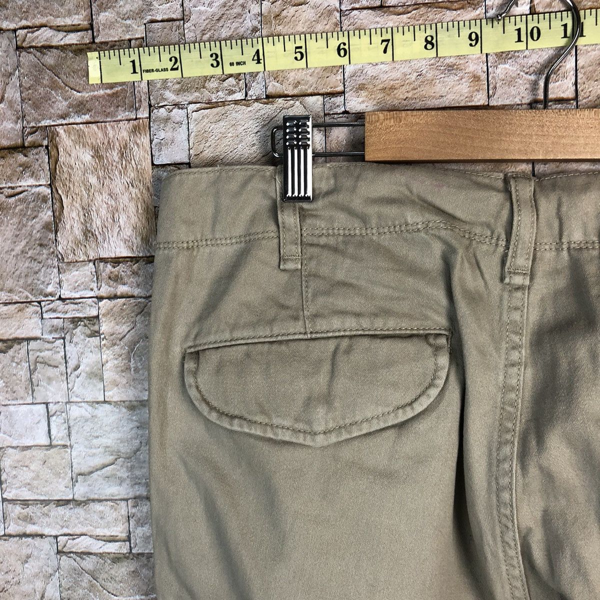 Japanese Brand Uniqlo Cream Cargo Multipocket Pants #A636 Size US 33 - 19 Thumbnail